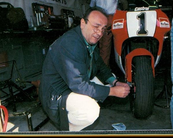 
<p>											Мастер по мото колесам Роберто Маркезини (Roberto Marchesini) умер<br />
			