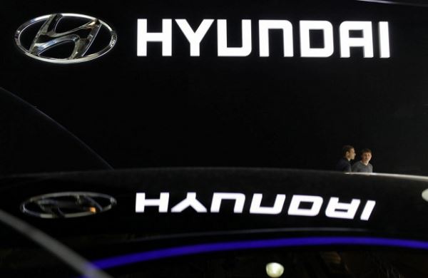 <br />
Hyundai приостановила поставки автомобилей в России<br />
