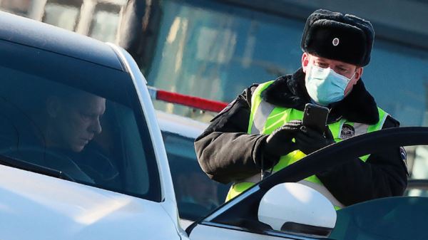 Россияне помогли полицейским выявить более 20 тыс. нетрезвых водителей